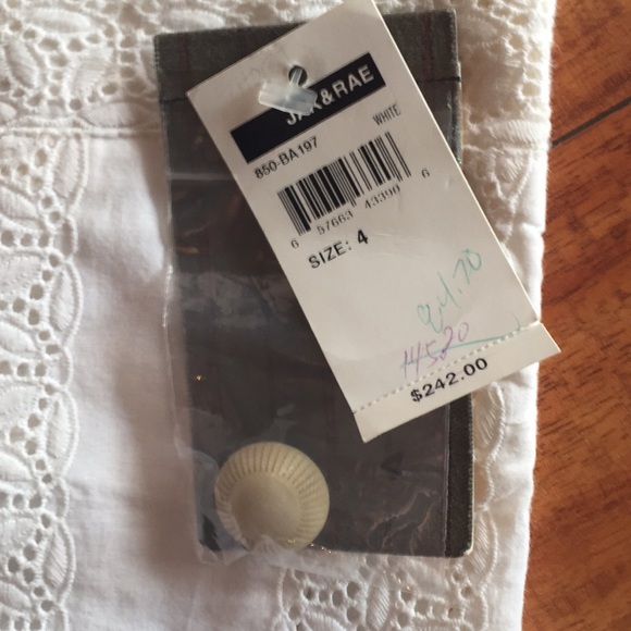 JAK & RAE size 4 embroidered  Ivory color new - Picture 2 of 6
